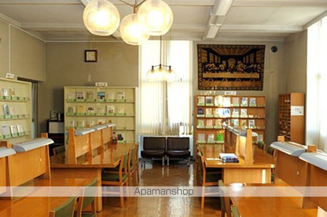 図書館　ルーテル学院大学図書館（図書館）まで1939m