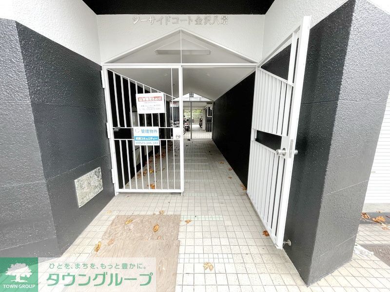 エントランス　エントランス