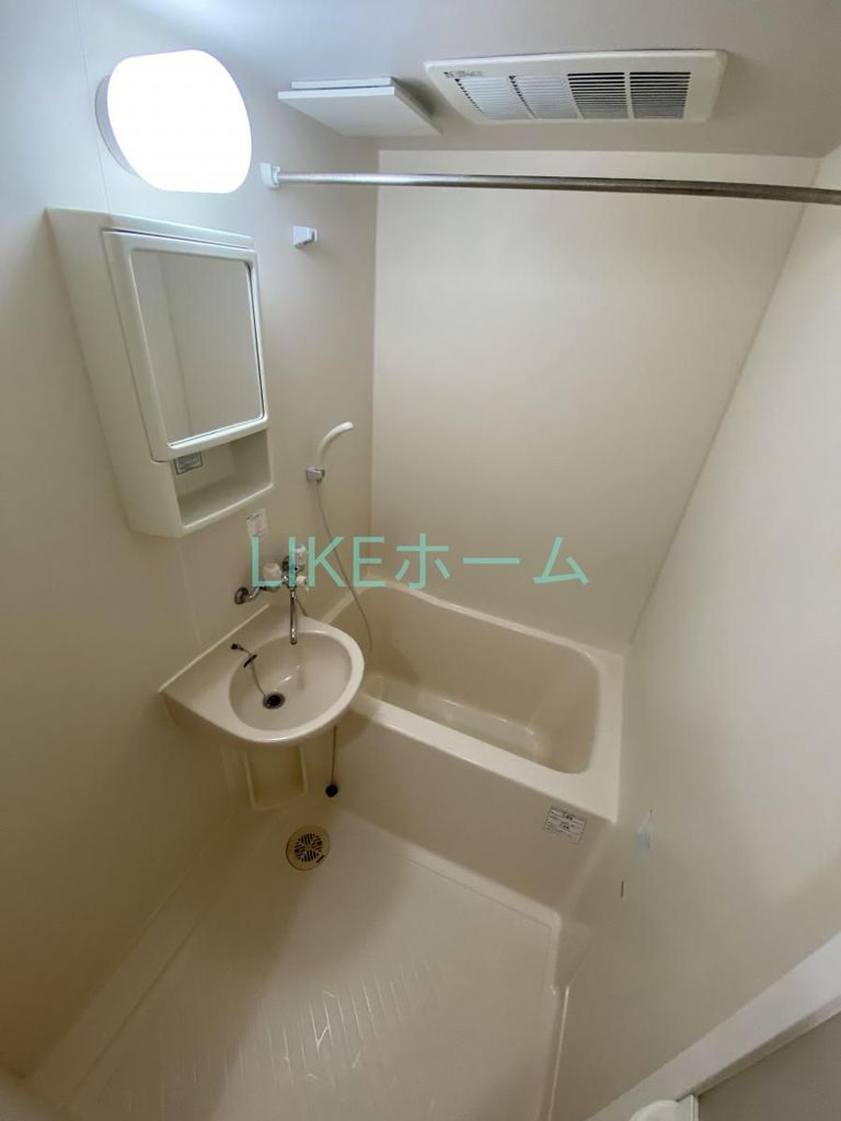 バス・シャワールーム　バス