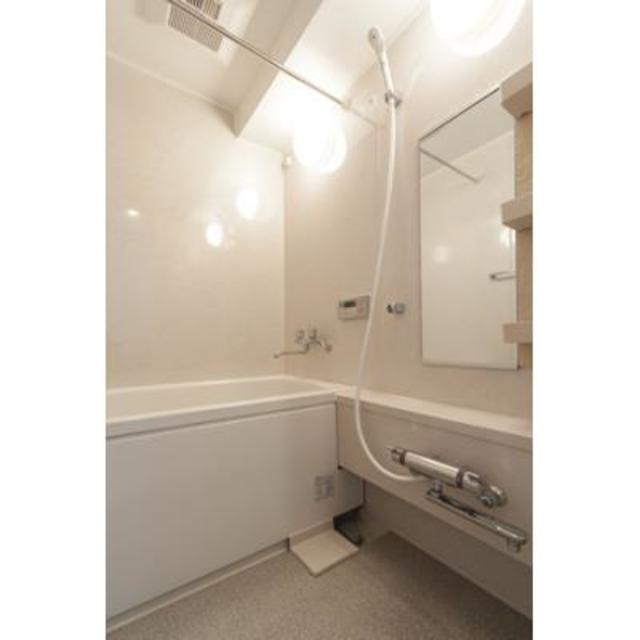 バス・シャワールーム　※写真は同タイプ住戸です。