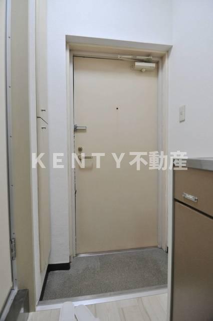 玄関　落ち着いた玄関です