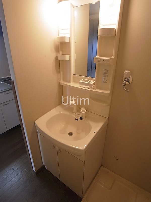 洗面設備　別部屋のお写真です。ご参考までに！