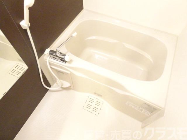 バス・シャワールーム　浴室乾燥機付きバス♪