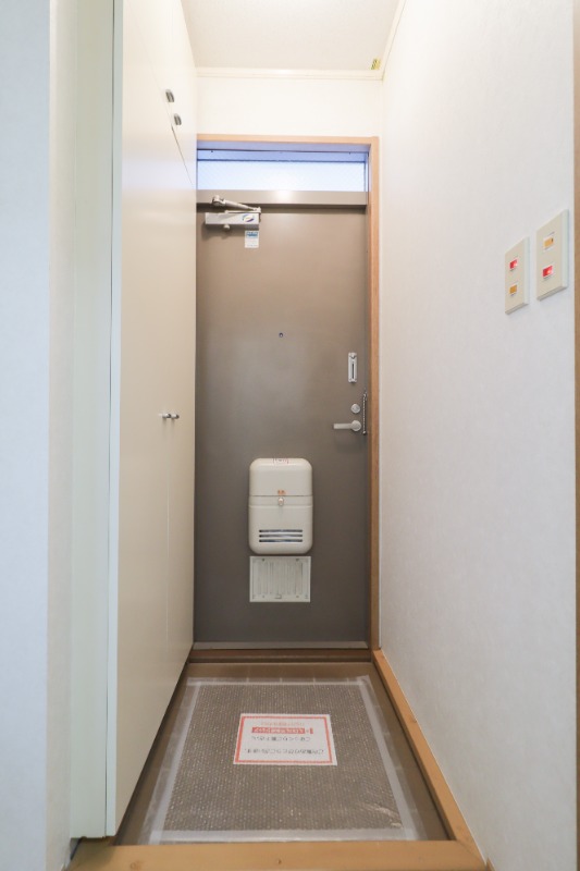 玄関　図面と現状に相違がある場合には現状を優先．．．