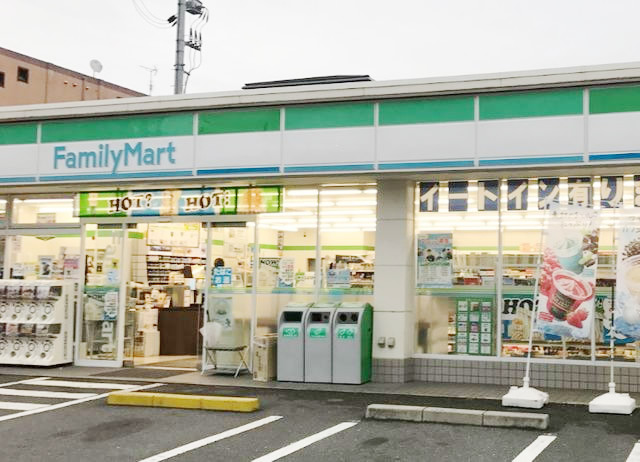コンビニ　ファミリーマート MYS西住之江二丁目店（コンビニ）まで257m