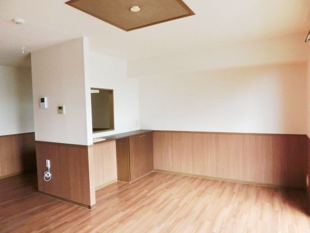 居室・リビング　人気のカウンターキッチンです