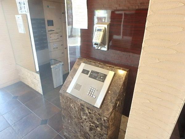 セキュリティ　安心のオートロック付です☆