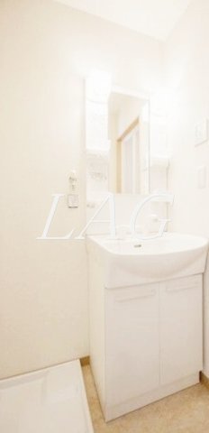 洗面設備　独立洗面台です。