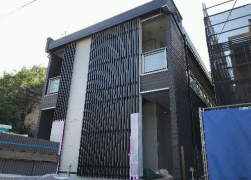 建物外観　３路線利用可能の便利な建物です。