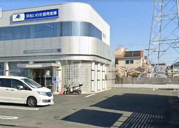銀行　浜松磐田信用金庫 岡田支店（銀行）まで1161m