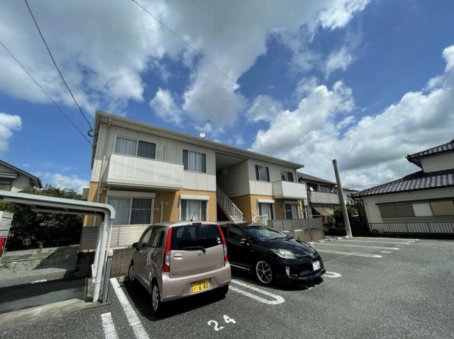 建物外観　外観は落ち着いています