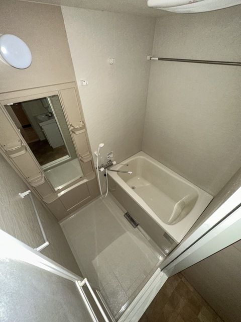 バス・シャワールーム　★同建物別号室の参考写真です★