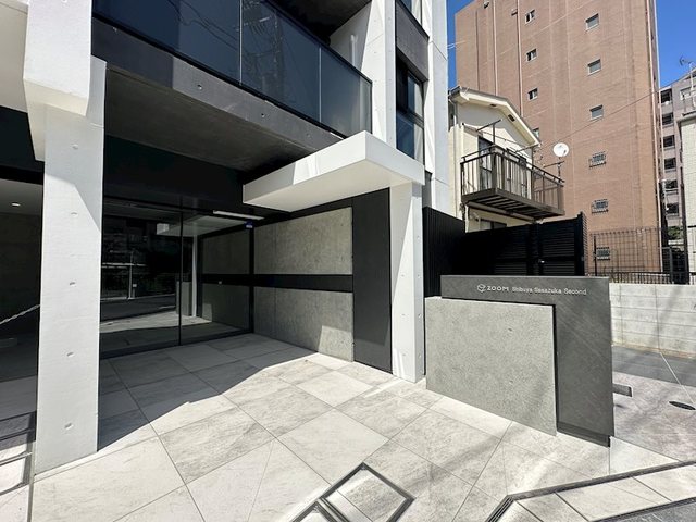 エントランス　エントランス