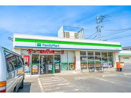 コンビニ　ファミリーマート 清瀬中清戸店（コンビニ）まで749m