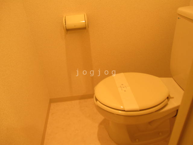 トイレ　当社サービスセンターで温水洗浄便座の設置承ります★