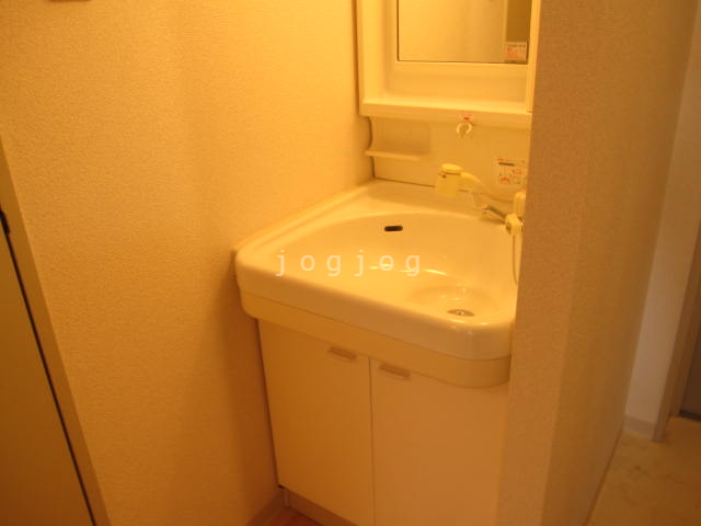 洗面設備　身支度には必須ですね♪