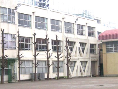 中学校　品川区立冨士見台中学校（中学校）まで522m