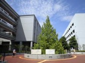 大学・短大　中央大学（大学・短大）まで1210m