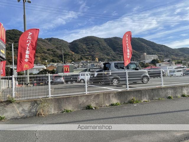 飲食店　マクドナルド門司シーサイド店（飲食店）まで1983m
