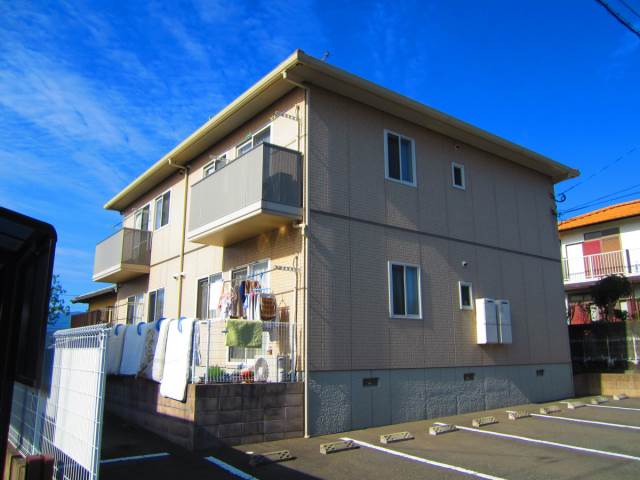 バルコニー　１階は専用庭付き