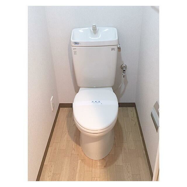 トイレ　別部屋参考写真