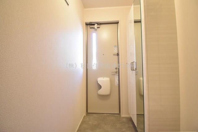 メゾン泉東町の玄関写真