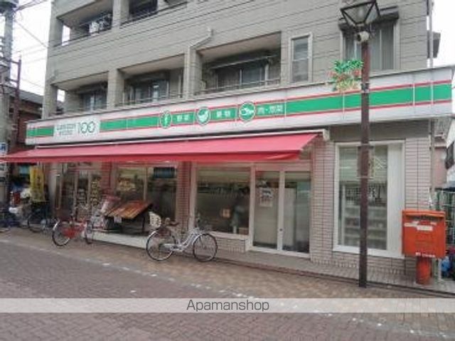 コンビニ　ローソンストア１００（コンビニ）まで318m