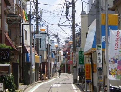 ショッピングセンター　瀬谷駅前サンロード商店会（ショッピングセンター）まで1651m