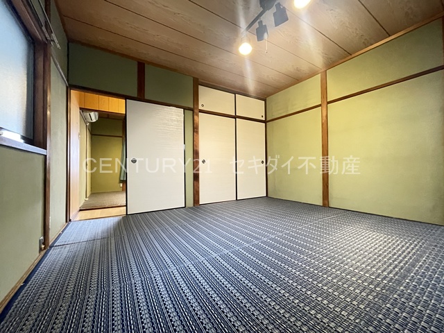 収納　押入れあり
