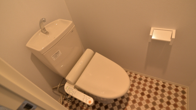 トイレ　落ち着いたトイレです