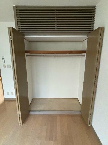 ＪＲ山手線 品川駅 徒歩2分 14階建 築34年の内装写真