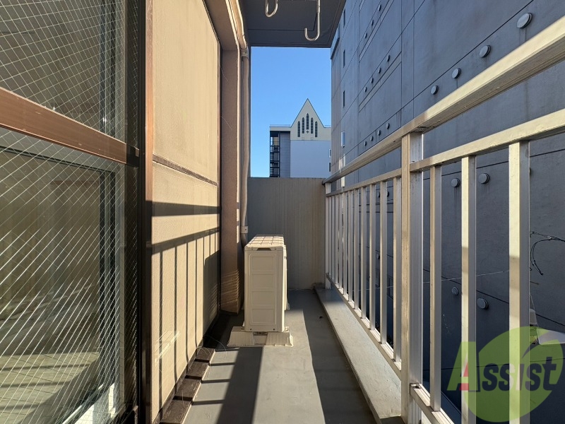バルコニー　バルコニーが付いていますので一息ついてみてはいかがですか。