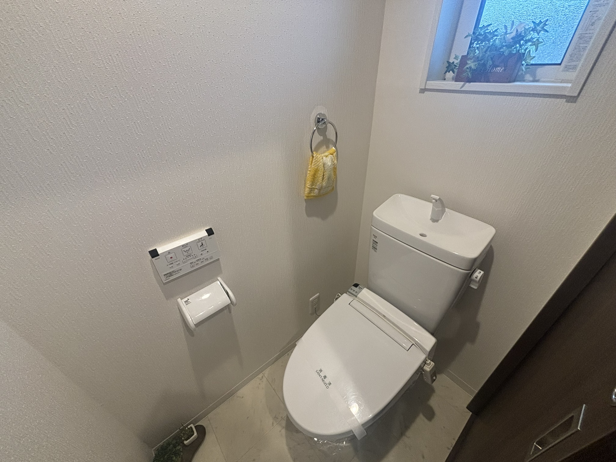 仙台市地下鉄東西線 薬師堂駅 徒歩6分 2階建 築7年のトイレ写真