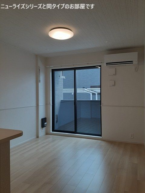 トレゾア IIの居間写真