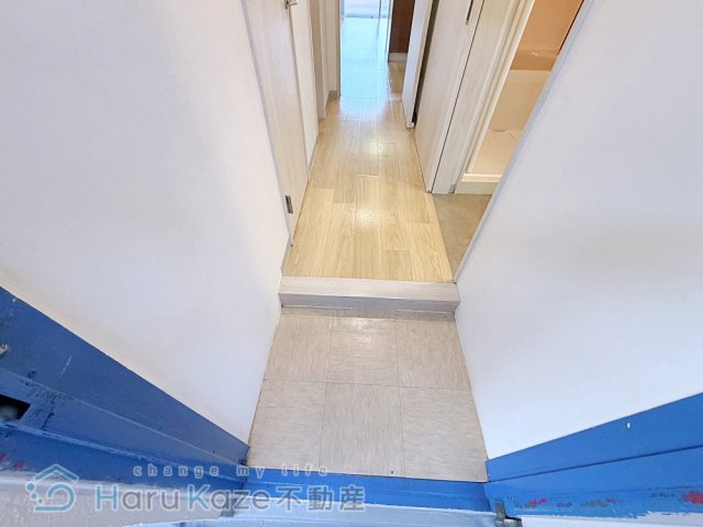 地下鉄名城線 瑞穂運動場東駅 徒歩14分 4階建 築52年の玄関写真