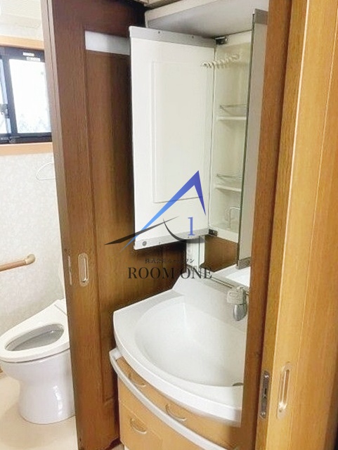 洗面設備　洗面台です。