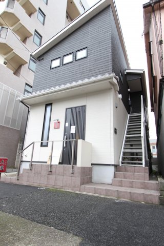 京急大師線 川崎大師駅 徒歩18分 築9年