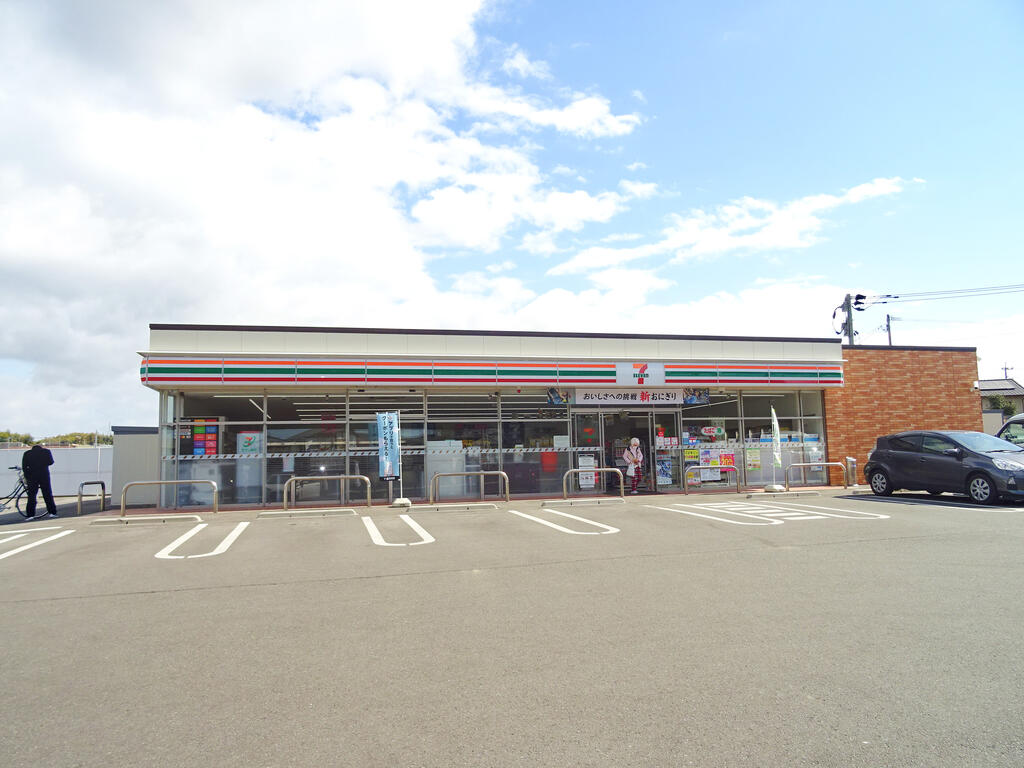 コンビニ　セブンイレブン合志新須屋駅前店（コンビニ）まで559m