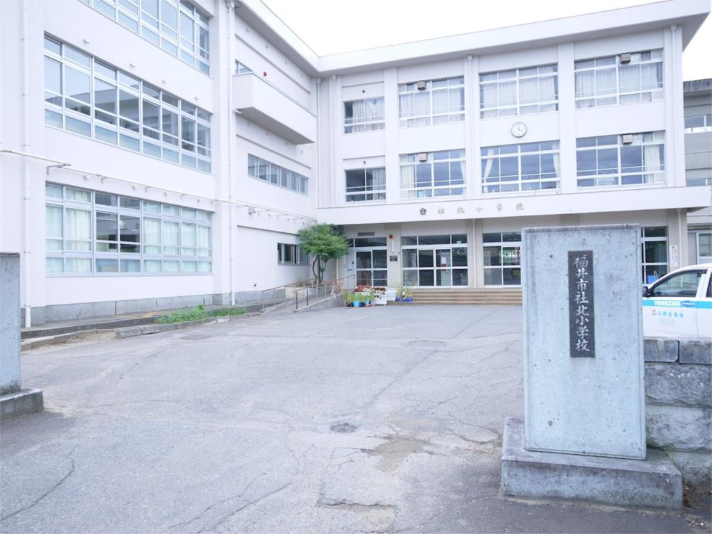 【ルネッサンス広川の小学校】