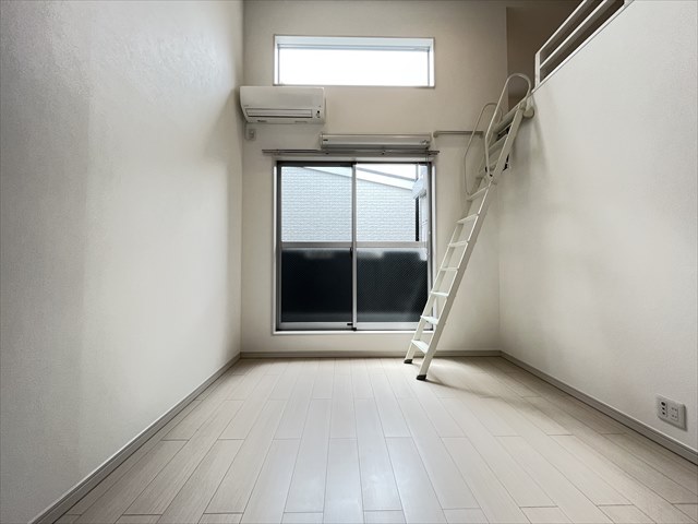 アプローゼの居間写真