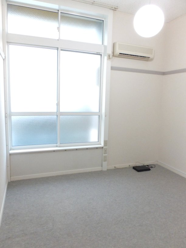 居室・リビング　参考写真・家具家電は付きません