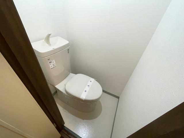 【函館市八幡町のアパートのトイレ】