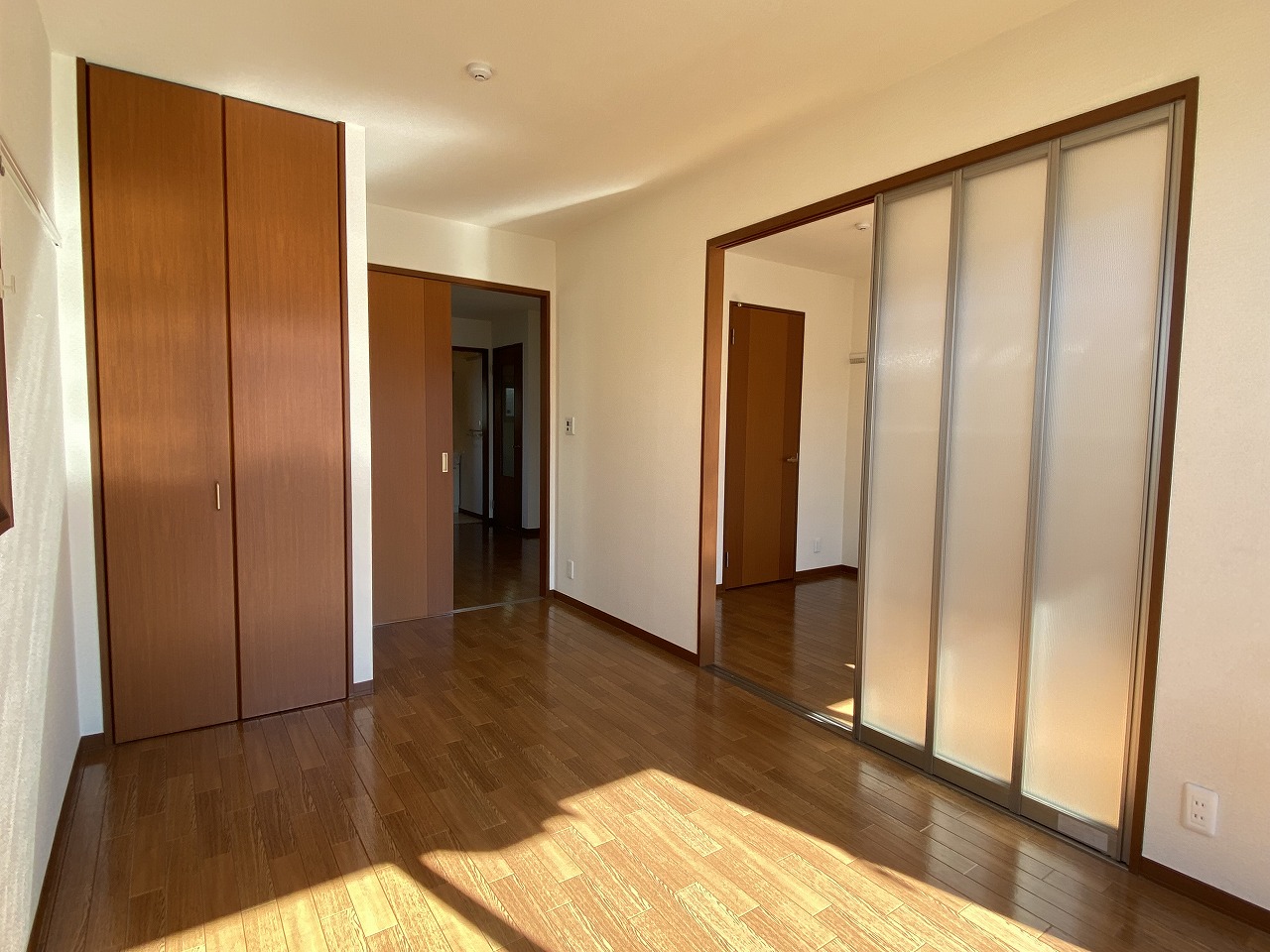 居室・リビング　日当たり良好