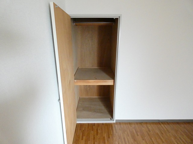 収納　全居室収納完備です！