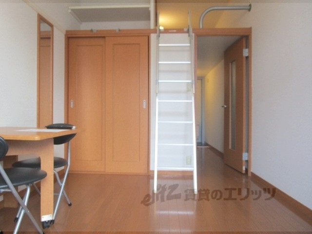 居室・リビング　洋室