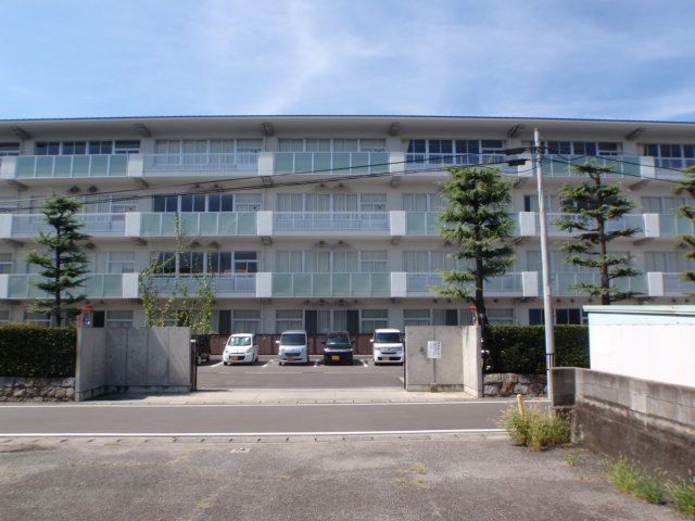 【ハーヴェスト山北町　Ｂの小学校】