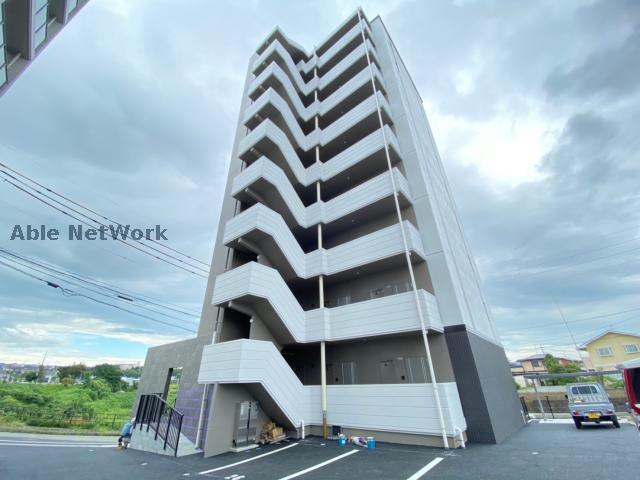 熊本市北区龍田のマンションの建物外観