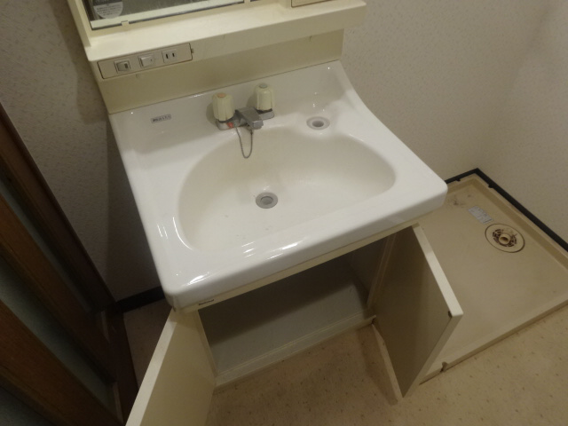 洗面設備　洗面化粧台