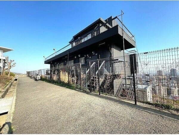 神戸市灘区赤松町のマンションの建物外観