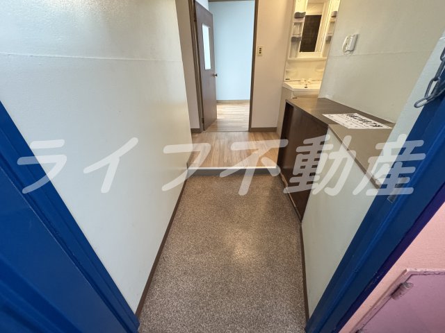 玄関　明るい玄関です